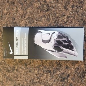 Nike Dri-Fit Tech golf glove Med Left